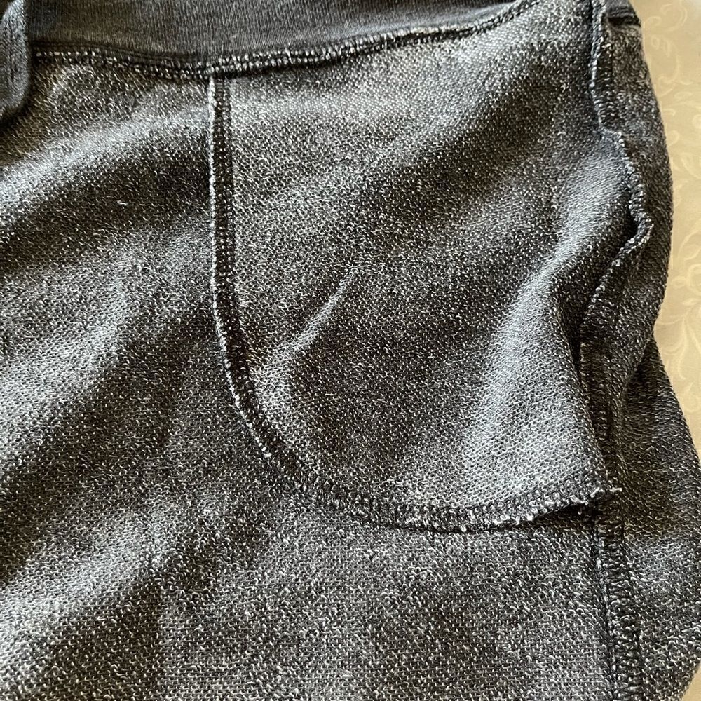 New fabletics shorts sz xxL - Picture 11 of 15
